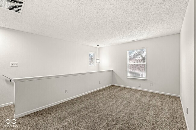 Building Photo - 1316 Freemont Ln