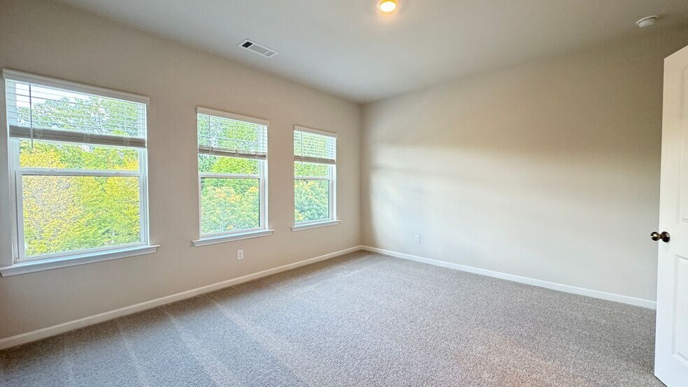 Building Photo - 53 Peeples Dr