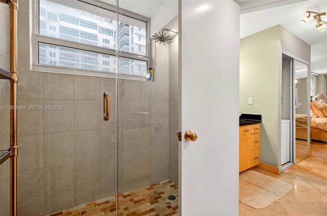 Building Photo - 2401 Collins Ave