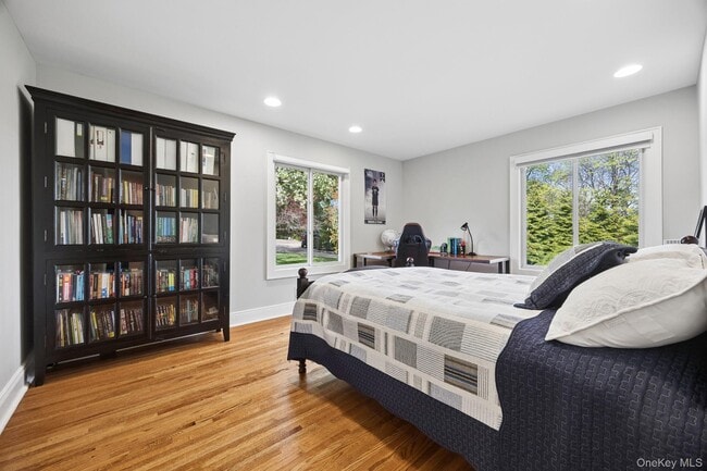 Building Photo - 4 Mohican Trail