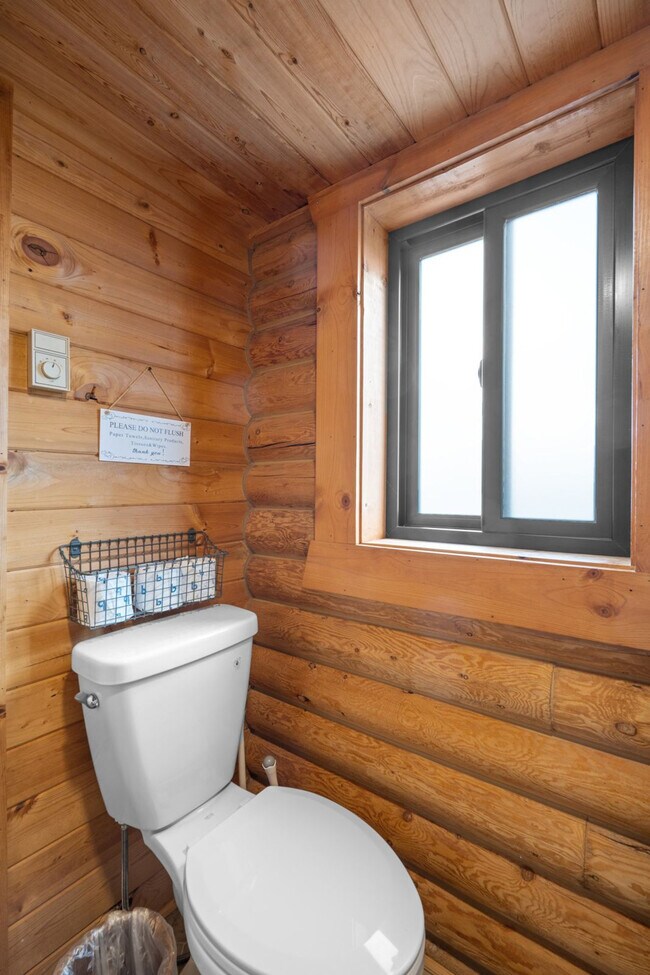 Building Photo - 5406 Henrys Lake Rd