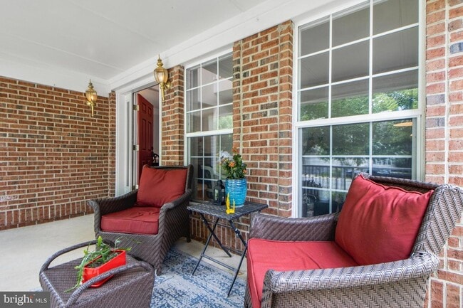 Building Photo - 115 Richard Dr SE