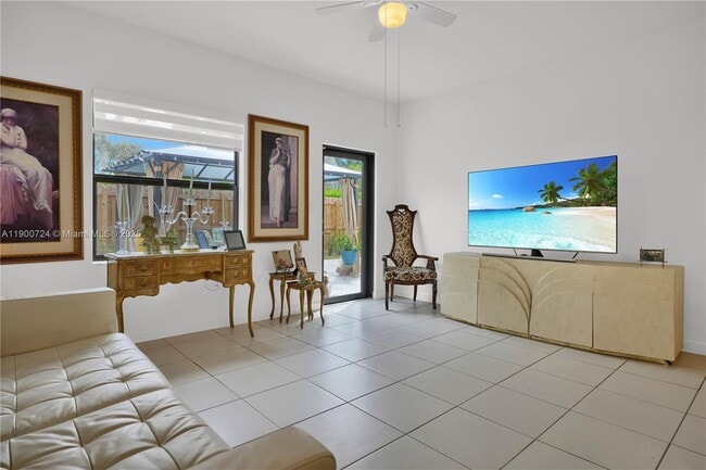 Building Photo - 151 NE 27th Terrace