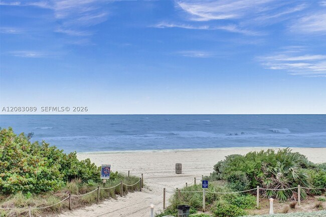 Building Photo - 6767 Collins Ave