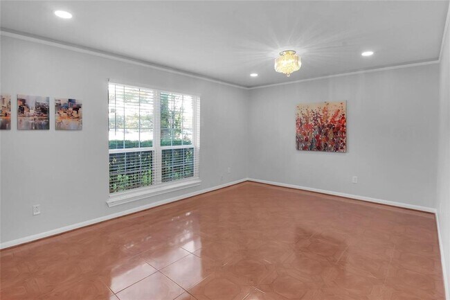 Building Photo - 8868 Kempwood Dr