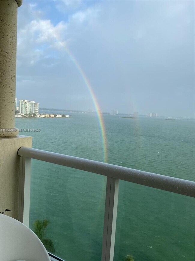 Building Photo - 1625 Kennedy Cswy