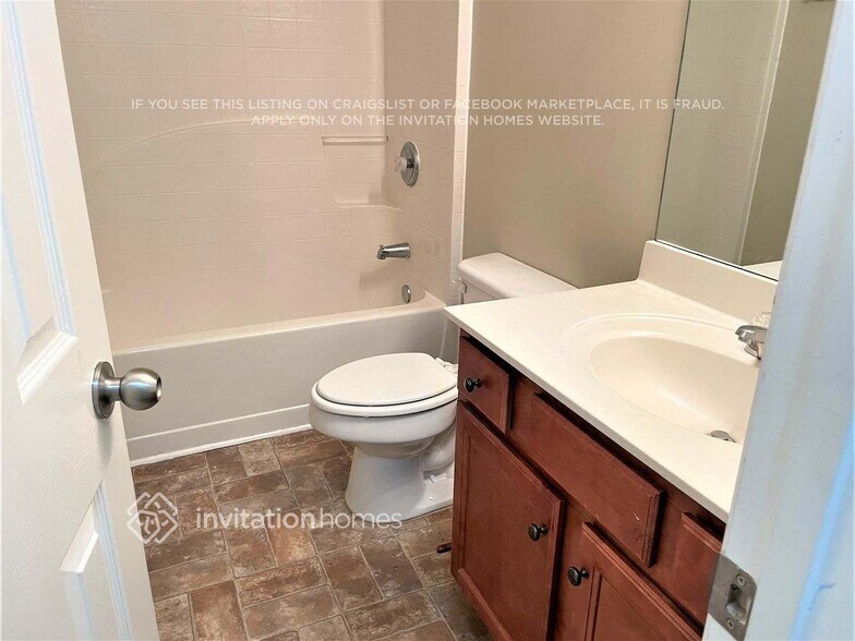Building Photo - 377 Highland Falls Dr