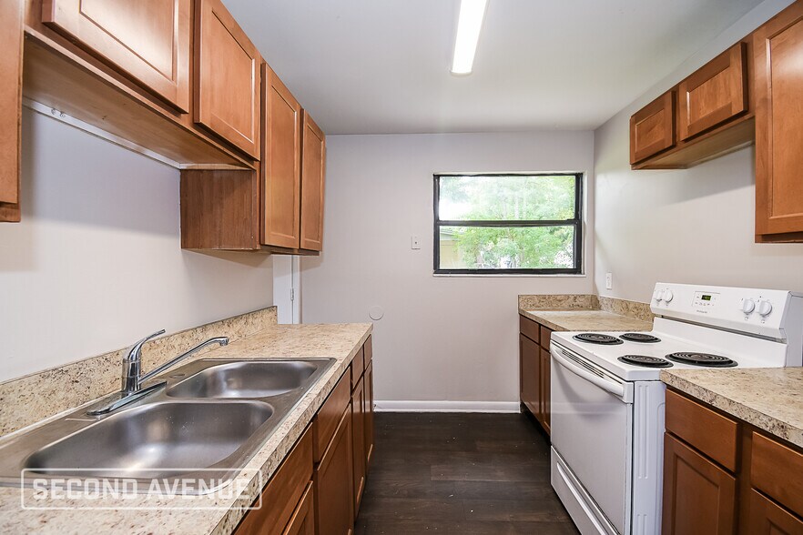 Building Photo - 6863 Jack Horner Ln