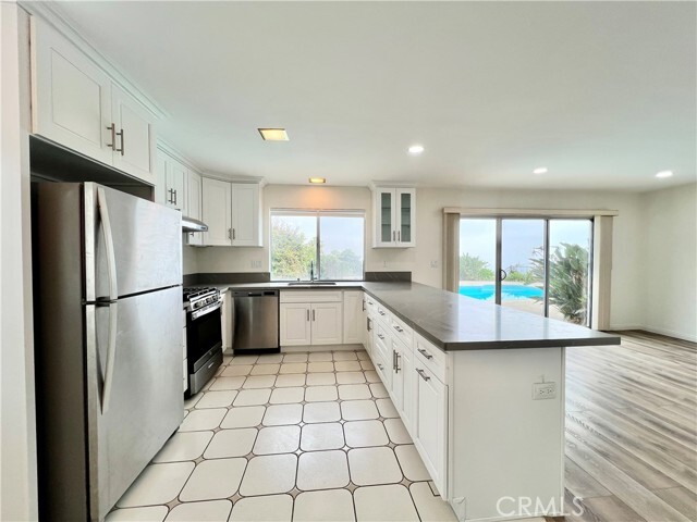 Building Photo - 27844 Longhill Dr