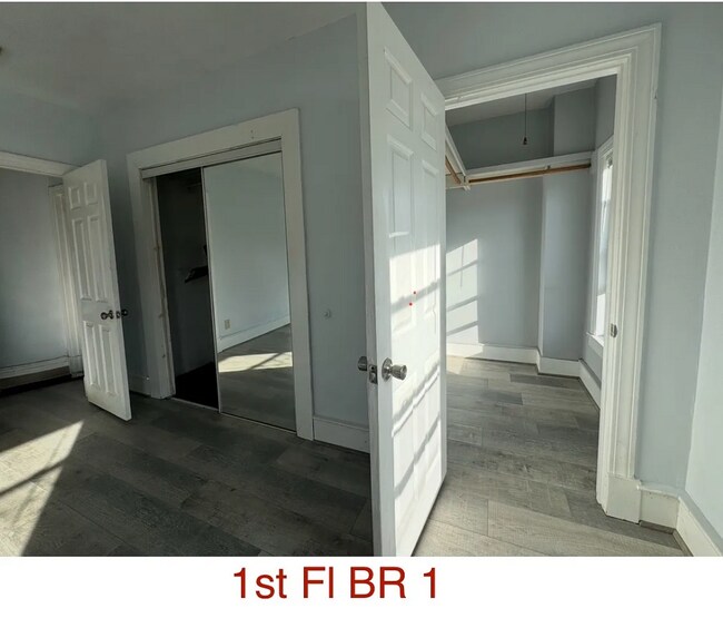Building Photo - 10 S Kimball St