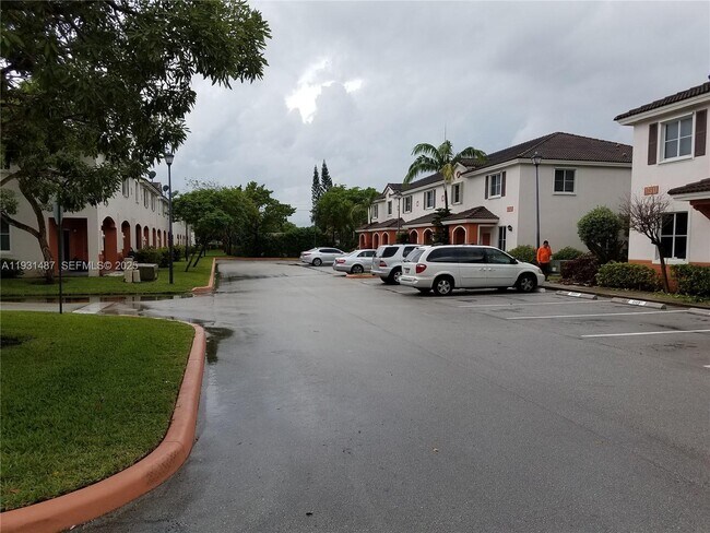 Building Photo - 17337 NW 7th Ave