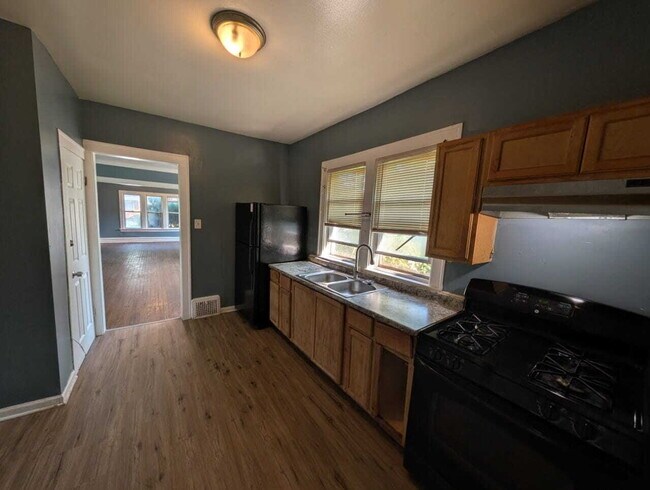 Building Photo - Affordable 3BR/1BA House