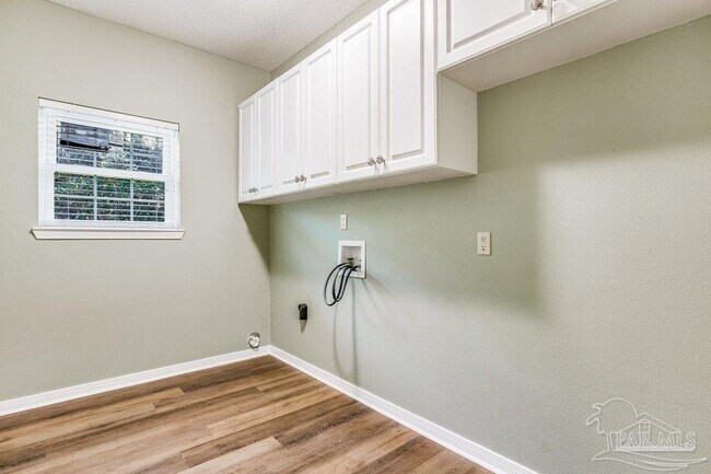 Building Photo - 1443 Champions Green Dr