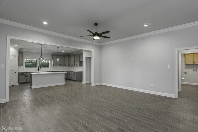 Building Photo - 212 Paisley Ln