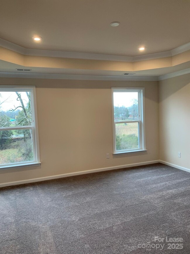 Building Photo - 23042 Clarabelle Dr