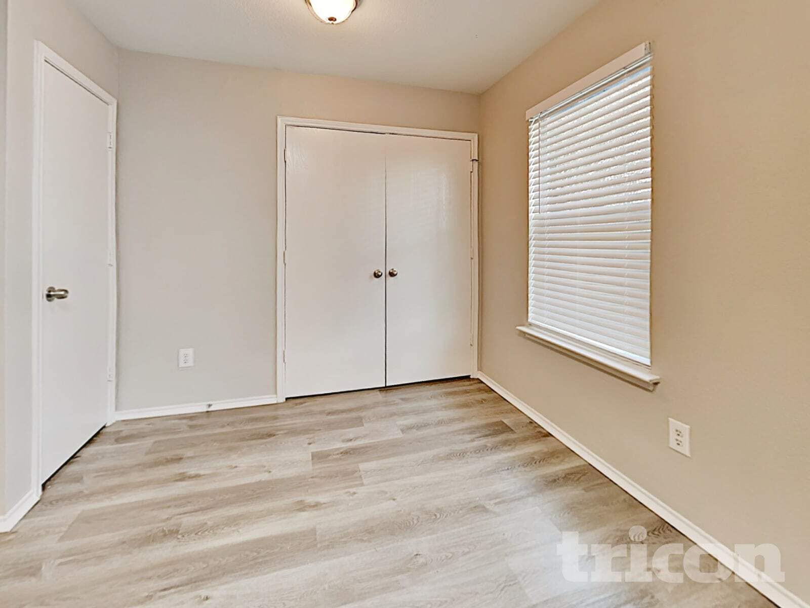 Building Photo - 1320 Cleardale Dr