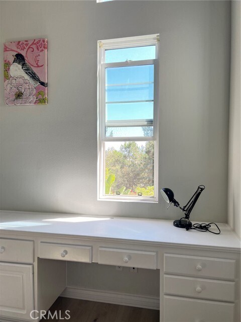 Building Photo - 317 Tall Oak