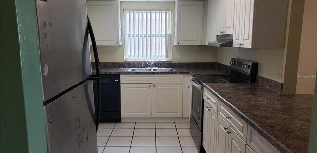 Building Photo - 2416 Barley Club Ct