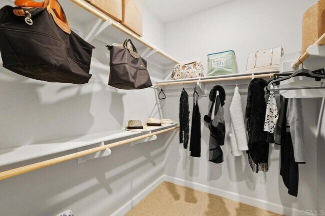 Building Photo - 12639 Elizabeth Wy