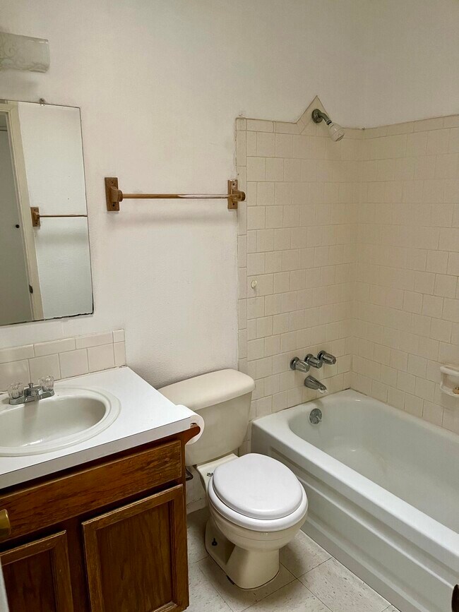 Building Photo - 10724 Onyxstone St