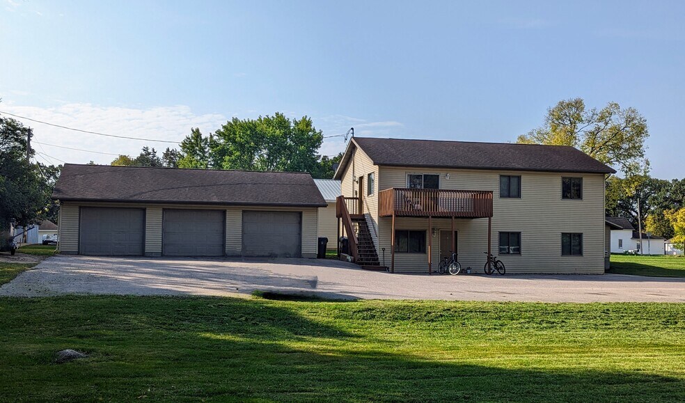 Duplex - 1919 4th Ave