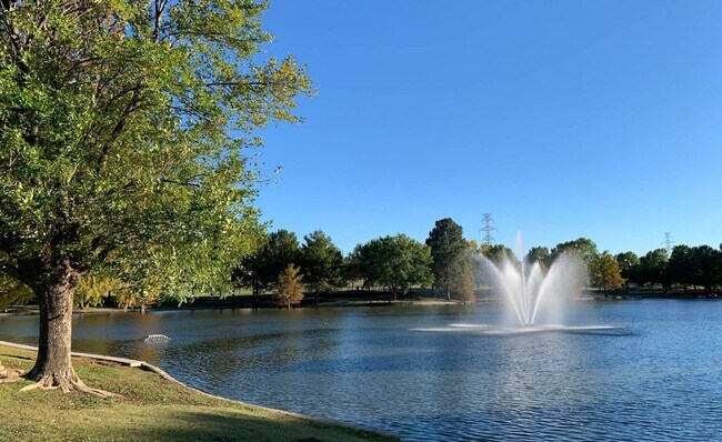 Building Photo - 4 Bedrooms | 2 Bathrooms | 2-Car Garage | Pool | Park-Front Living