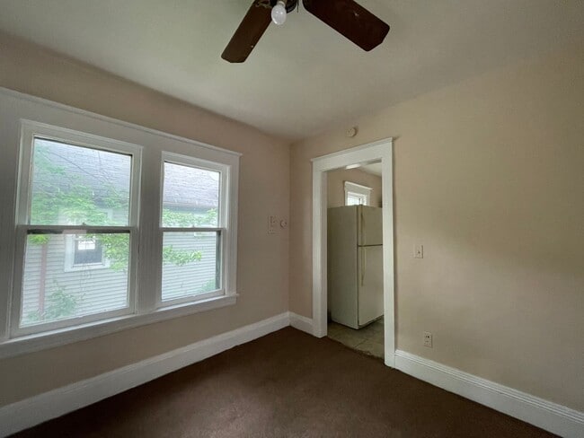 Building Photo - 64-66 Lincoln Ave