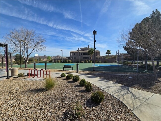 Building Photo - 927 Via Canale Dr