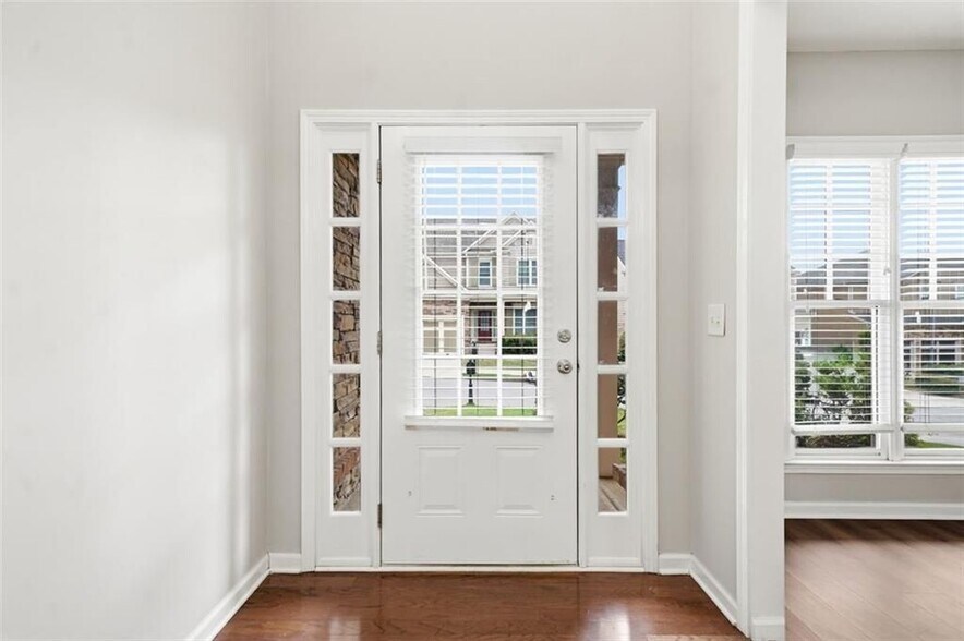Building Photo - 3685 Silver Springs Rd