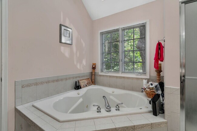 Building Photo - 745 Feather Sound Dr
