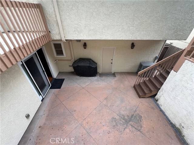 Building Photo - 4016 Mesa St