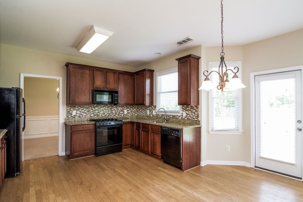 Building Photo - 2400 Chandler Grove Dr