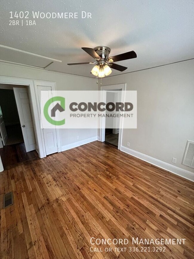 Building Photo - 1402 Woodmere Dr