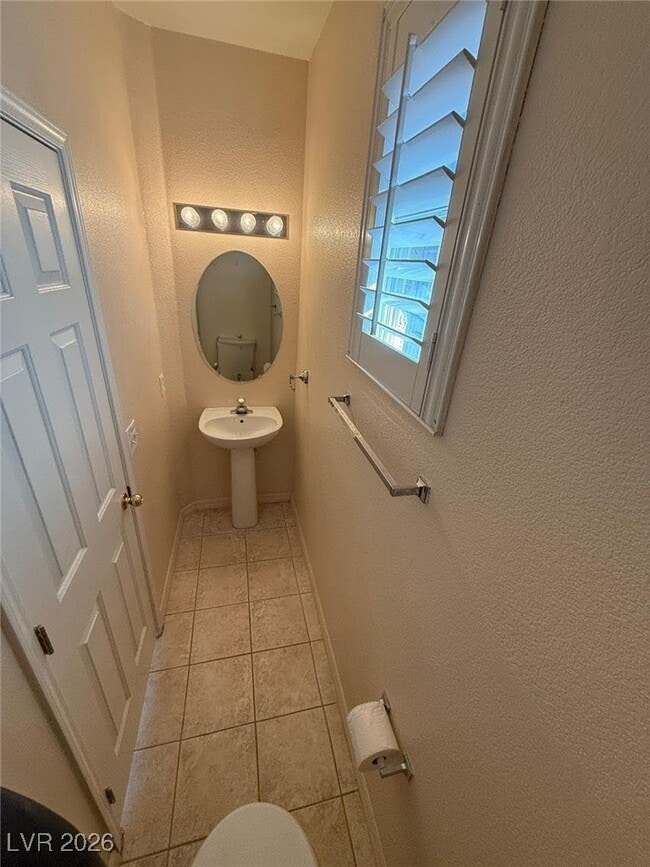 Building Photo - 664 Solitude Point Ave