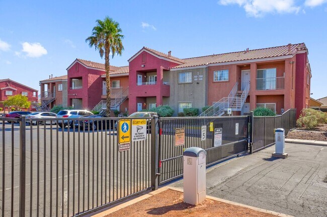 Building Photo - BEAUTIFUL 2 Bedroom Condo near Nellis Airf...