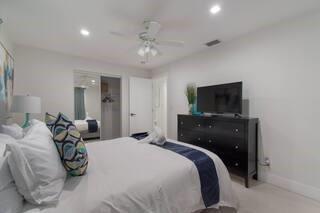 Building Photo - 4155 SW 49th St