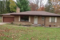 Building Photo - 3044 Kalamazoo Ave SE