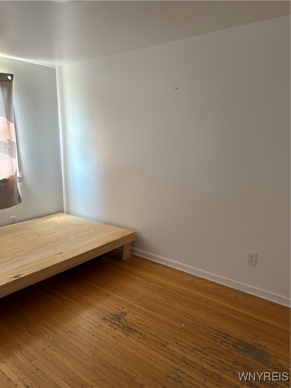 Building Photo - 366 Carmen Rd