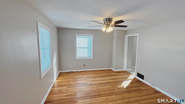 Building Photo - 125 Lebanon St