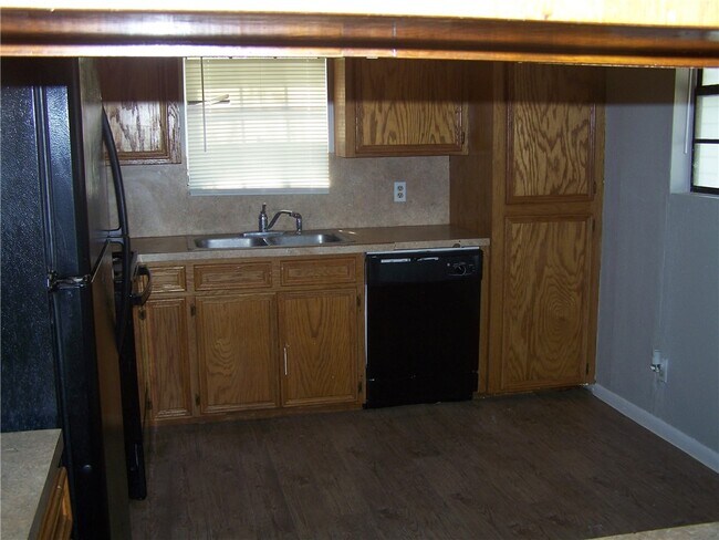 Building Photo - 5217 Williams Dr