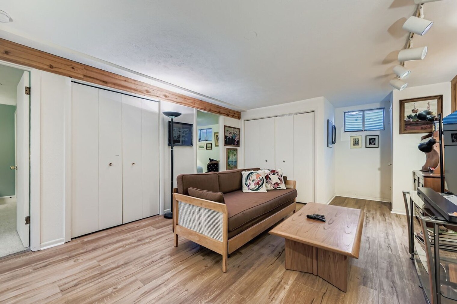 Building Photo - 2751 Glenwood Dr