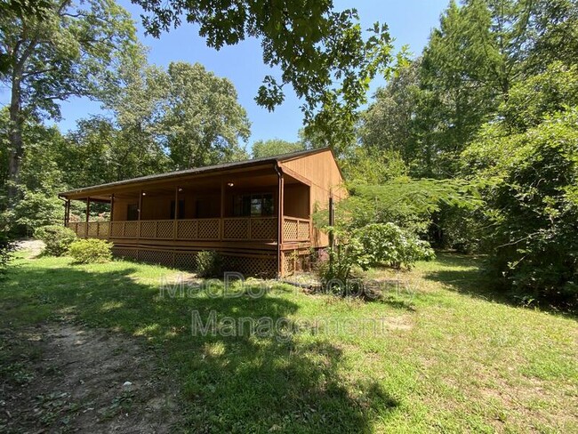 Building Photo - 104 Waverly Dr