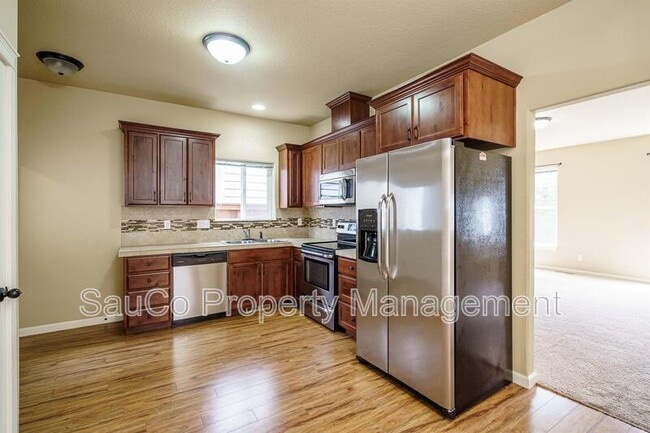 Building Photo - 2973 25th Ave