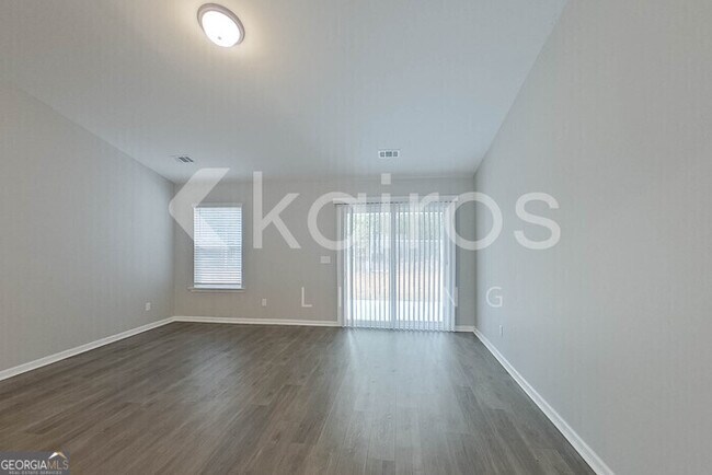 Building Photo - 104 Bluff Rd