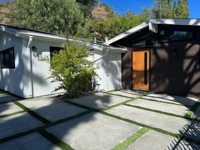 Building Photo - 22421 Mulholland Dr