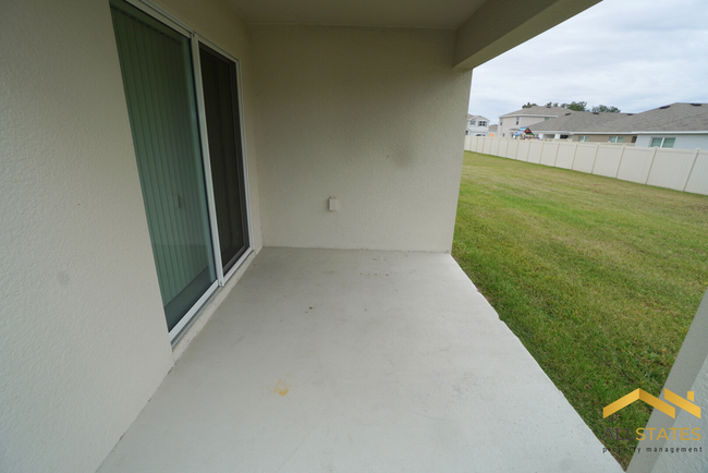 Building Photo - 640 SE 65th Terrace