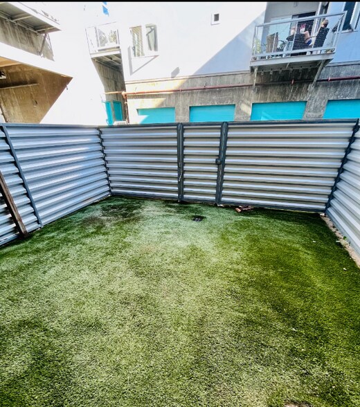 Building Photo - 969 Sigsbee St