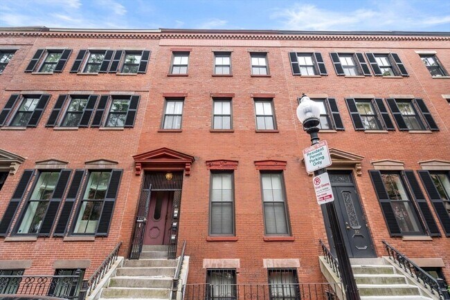 Building Photo - 28 Milford St