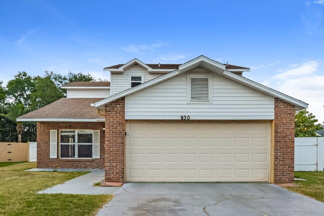 Building Photo - 930 Maple Forest Dr