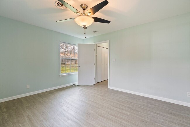 Building Photo - Beautiful 3 bedroom, 2 bathroom home in Windsor Park Hills!!!